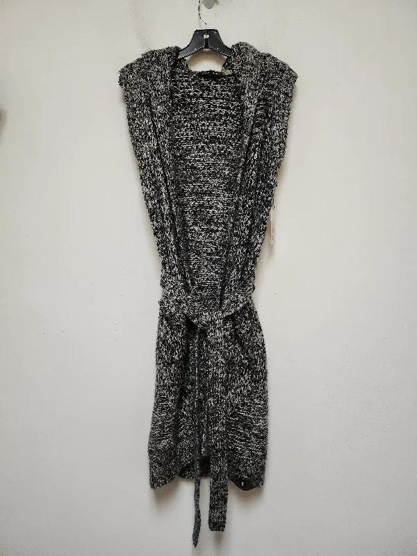 Sweater Cardigan By Clothes Mentor In Grey, Size: S