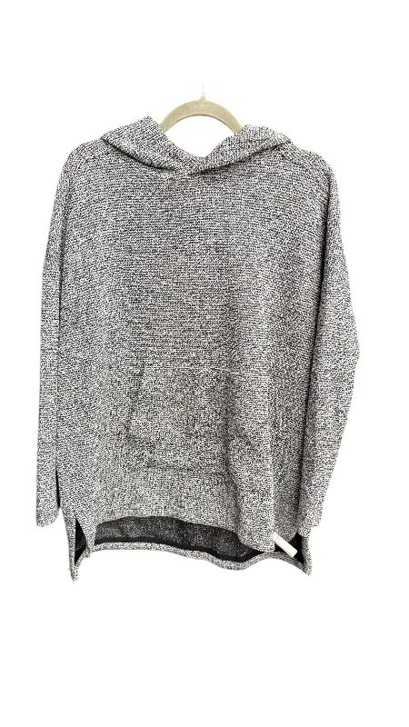 Sweatshirt Hoodie By Lou And Grey In Grey, Size: L