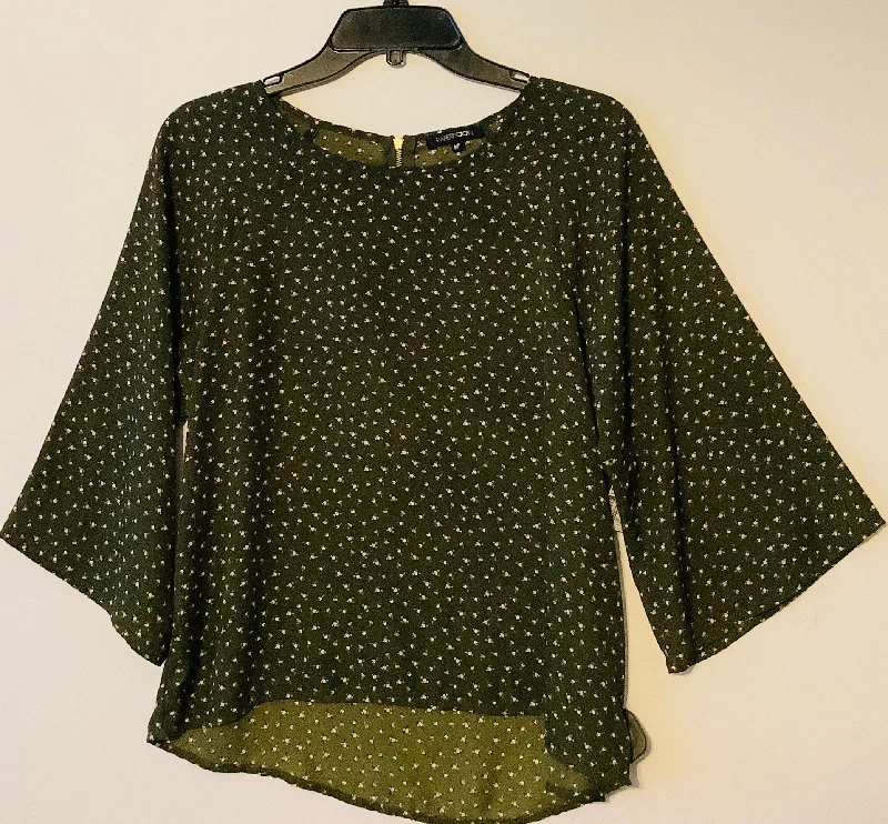 Top Short Sleeve By Papermoon In Green, Size: M