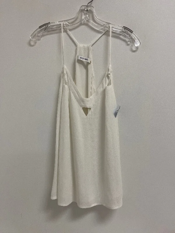 Top Sleeveless By Clothes Mentor In White, Size: M