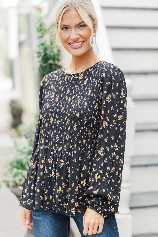 Getting Close Black Ditsy Floral Blouse